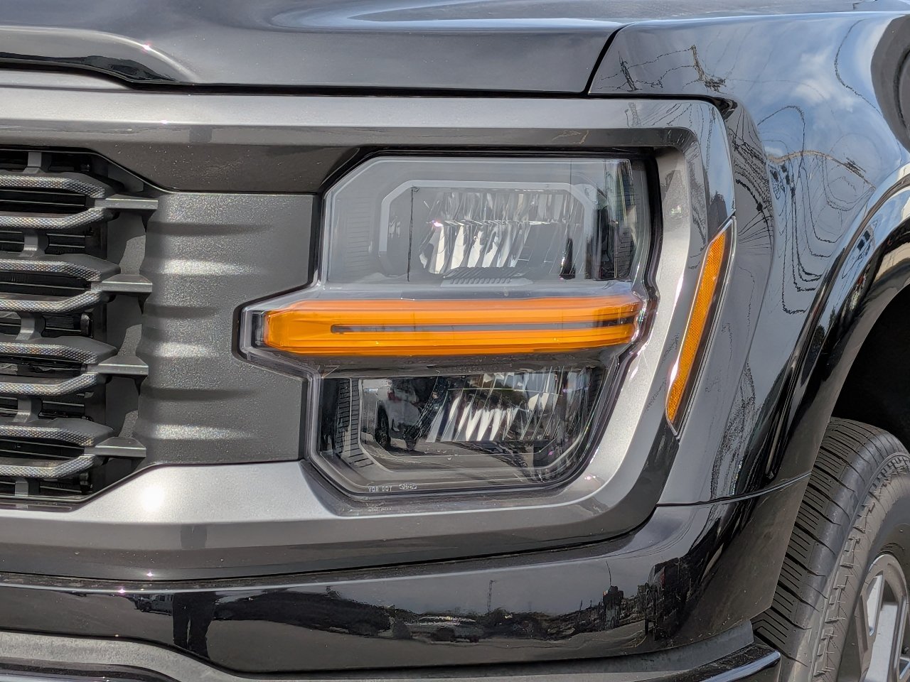 New 2026 Ford F150 STX w/ Equipment Group 200A AWD/4WD image 10