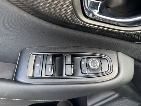 Used 2025 Subaru Outback Premium w/ Popular Package #1A image 15