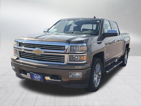Used 2014 Chevrolet Silverado 1500 High Country w/ High Country Premium Package AWD/4WD image 3