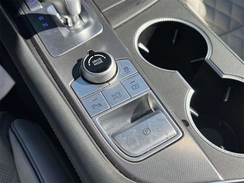 Used 2025 Genesis G70 3.3T Advanced w/ Sport Prestige Package image 30