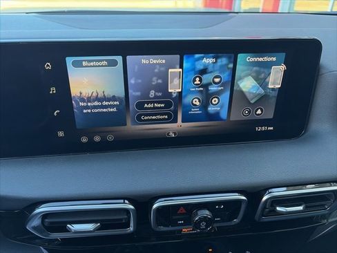 New 2026 Nissan Sentra SV image 14