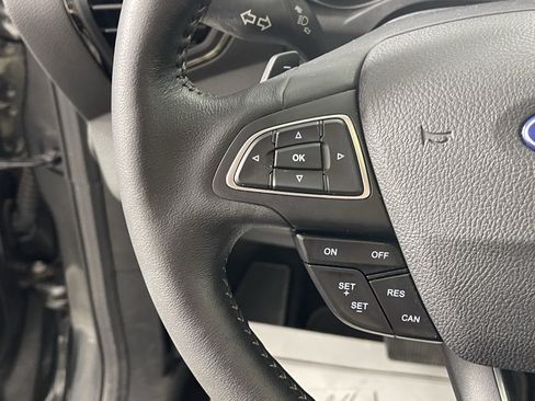Used 2017 Ford Escape Titanium AWD/4WD image 20