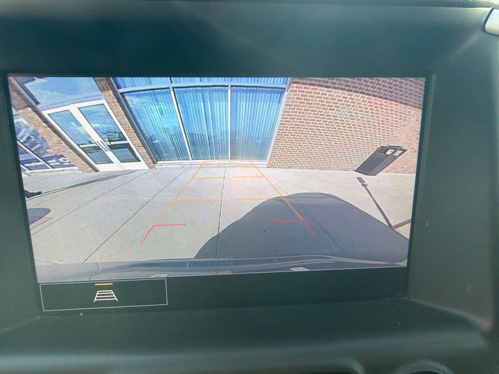 Used 2024 GMC Terrain SLT FWD image 11