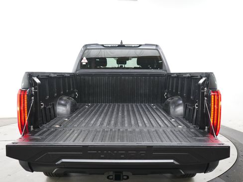 Used 2022 Toyota Tundra SR5 AWD/4WD image 16