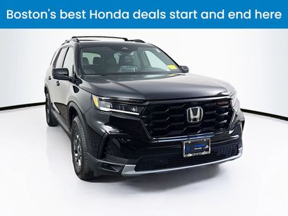 Used 2025 Honda Pilot TrailSport