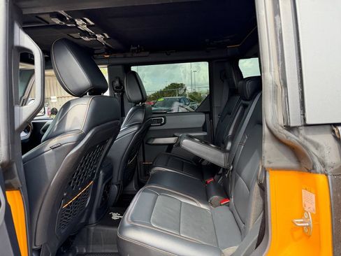 Used 2022 Ford Bronco Badlands AWD/4WD image 12