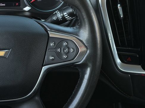 Used 2020 Chevrolet Traverse LT FWD image 15