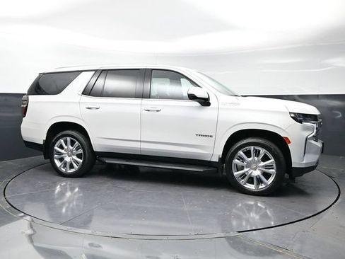 Used 2023 Chevrolet Tahoe High Country AWD/4WD image 15