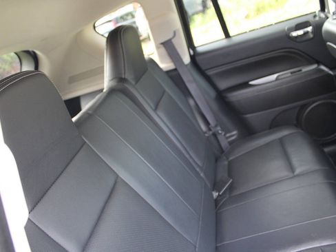 Used 2016 Jeep Compass High Altitude AWD/4WD image 37