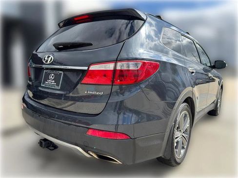 Used 2016 Hyundai Santa Fe Limited image 9