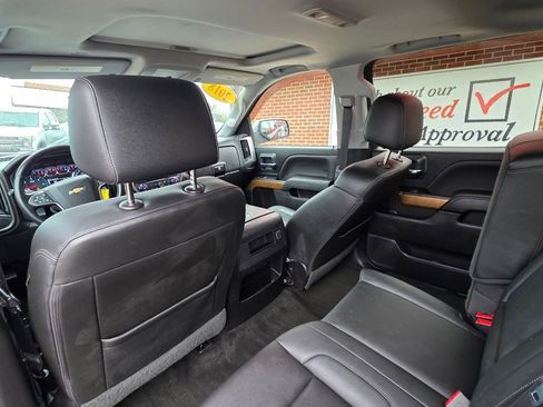 Used 2018 Chevrolet Silverado 1500 LTZ w/ Sport Package image 12