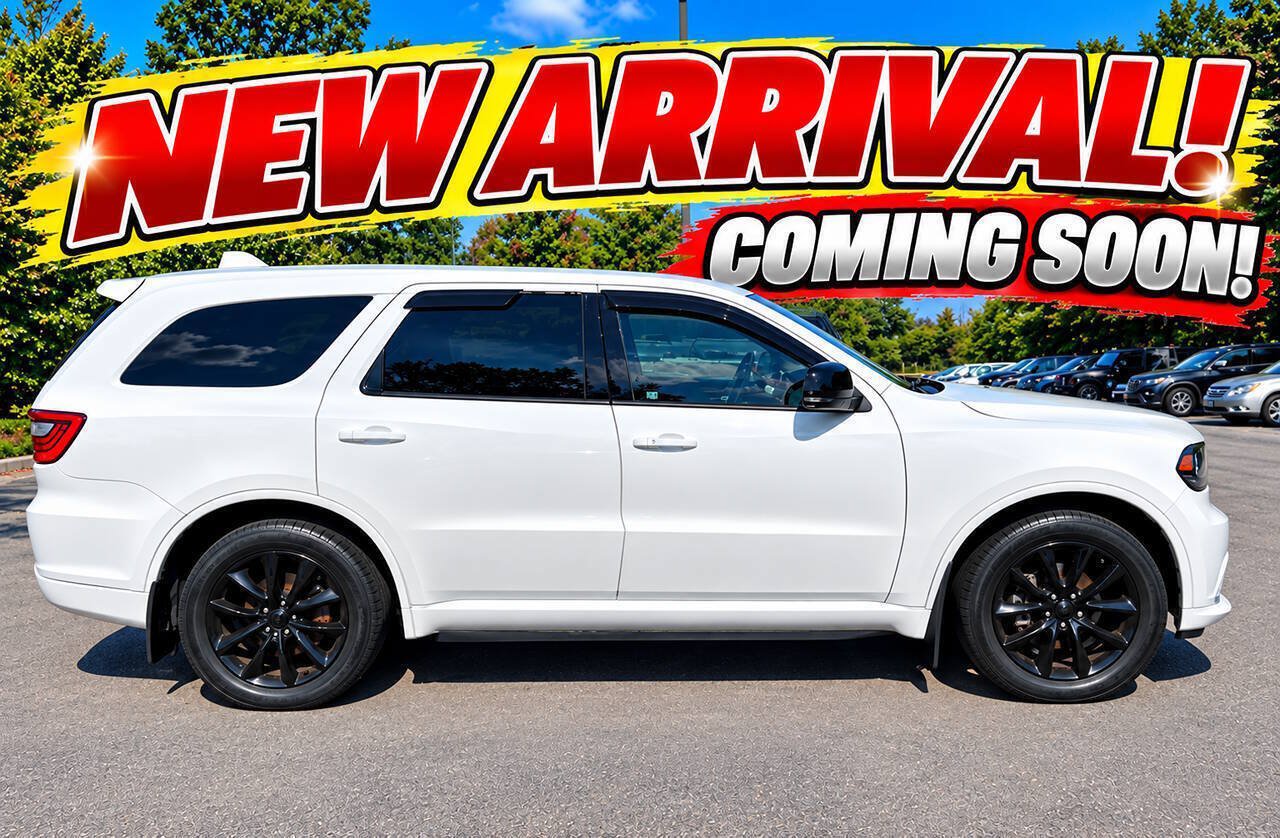 Used 2018 Dodge Durango SXT w/ Quick Order Package 2BB AWD/4WD image 1