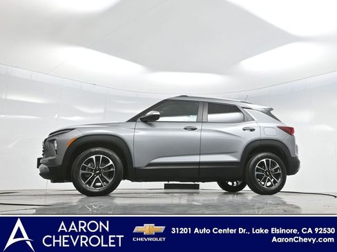 New 2025 Chevrolet TrailBlazer LT w/ Convenience Package image 6