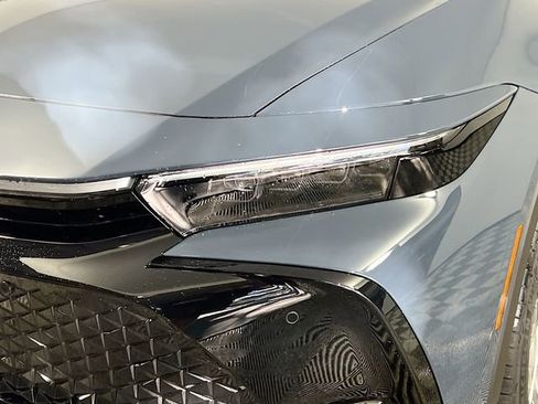 New 2026 Toyota Crown Limited image 9