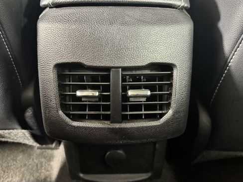 Used 2020 Ford Fusion SEL FWD image 29