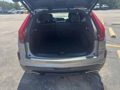 Used 2024 Cadillac XT4 Premium Luxury AWD/4WD image 5