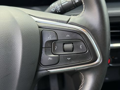 Used 2025 Buick Encore GX Preferred image 18