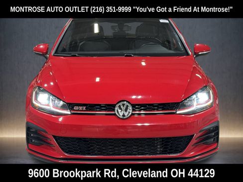 Used 2020 Volkswagen GTI SE image 9