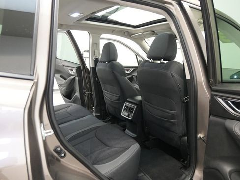 Used 2023 Subaru Forester Premium image 26