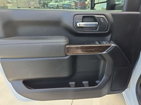 Used 2024 GMC Sierra 2500 SLE w/ SLE Convenience Package AWD/4WD image 13