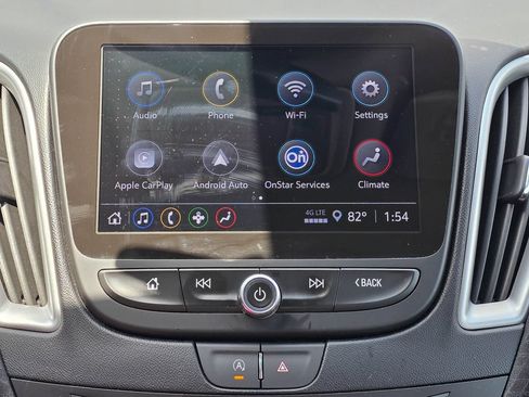 Used 2024 Chevrolet Malibu LT FWD image 14