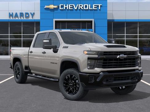 New 2026 Chevrolet Silverado 2500 Custom w/ Custom Value Package AWD/4WD image 7
