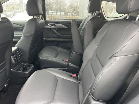 Used 2023 MAZDA CX-9 Touring Plus image 12