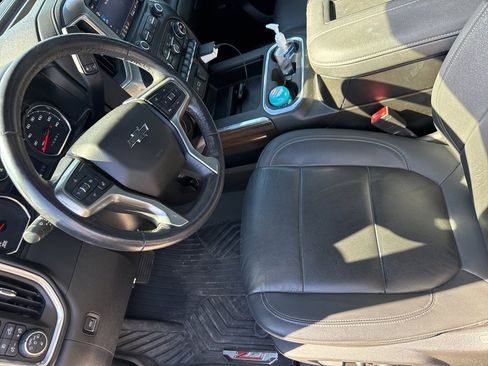 Used 2021 Chevrolet Silverado 1500 LT Trail Boss w/ Convenience Package II image 21