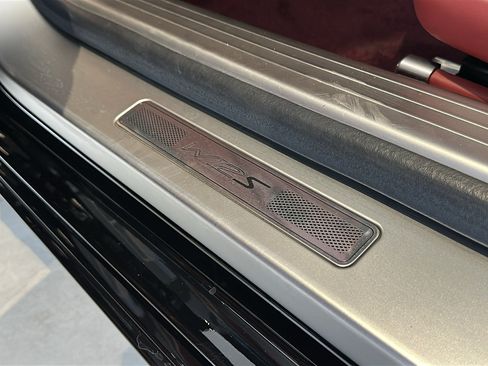 Used 2018 Bentley Flying Spur S W12 AWD/4WD image 18