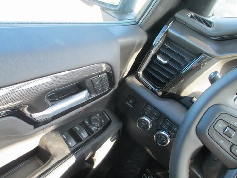 New 2026 GMC Sierra 1500 AT4 image 16