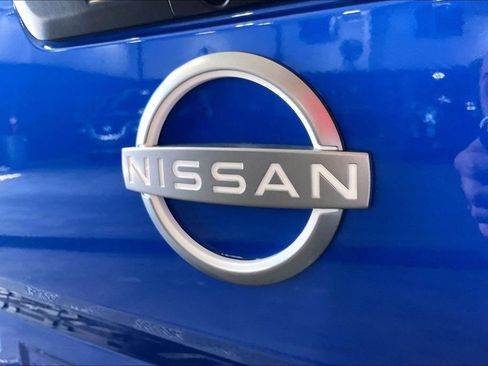 Used 2024 Nissan Frontier SL w/ Technology Package RWD image 41