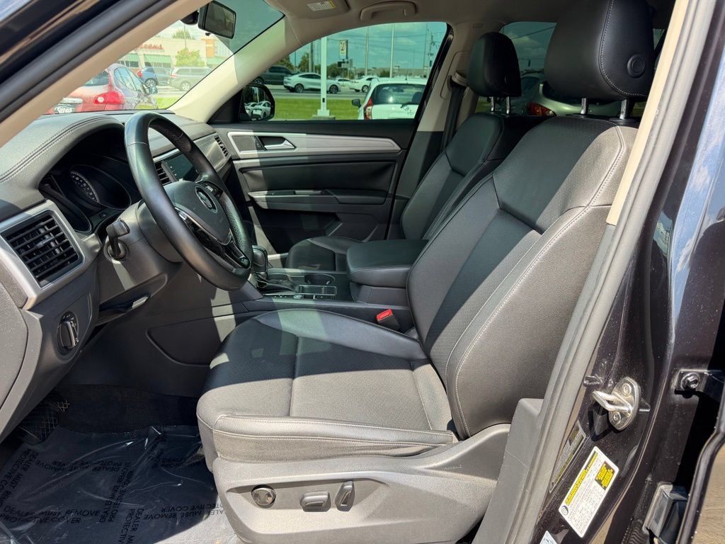 Used 2019 Volkswagen Atlas SE w/ Towing Package FWD image 10