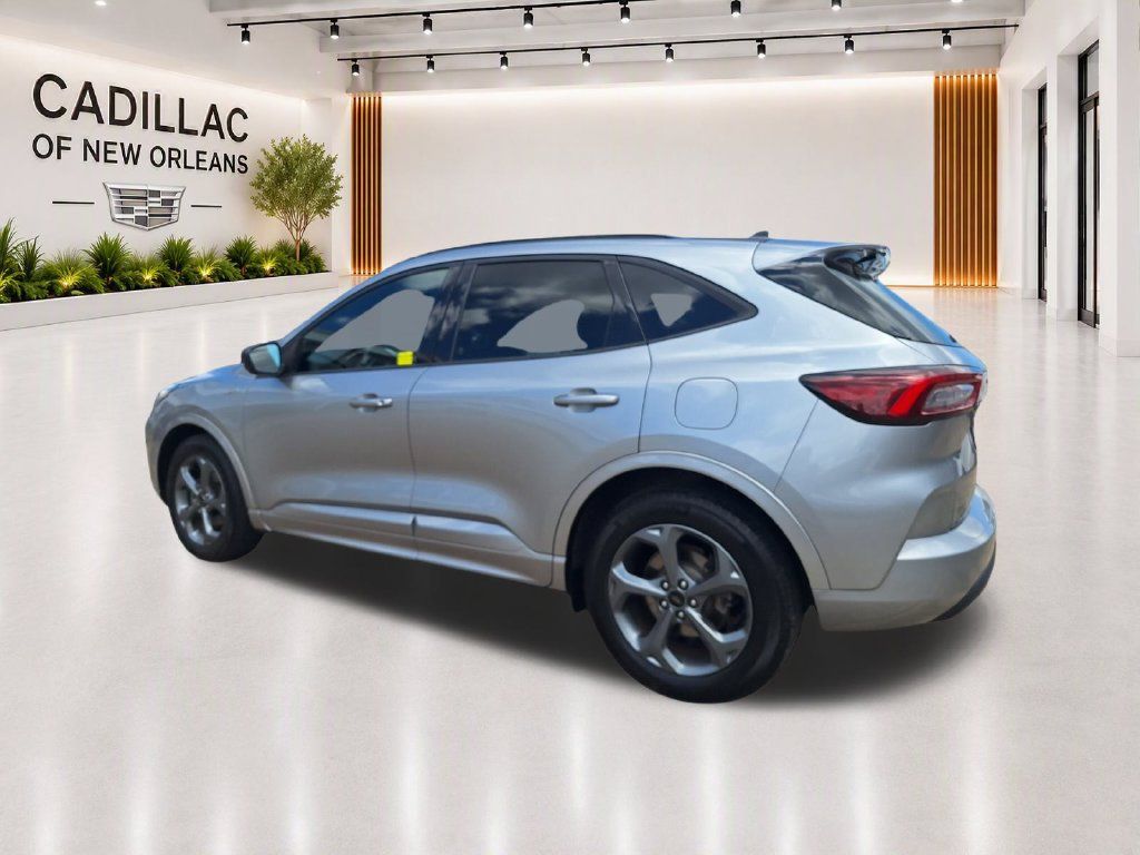 Used 2024 Ford Escape ST-Line FWD image 5