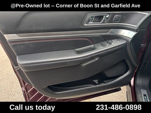 Used 2018 Ford Explorer Sport w/ Equipment Group 401A AWD/4WD image 15