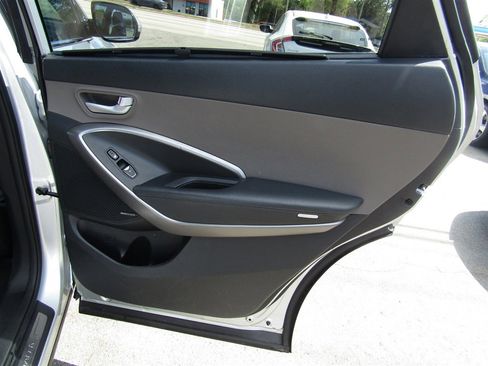 Used 2014 Hyundai Santa Fe GLS w/ Ultimate Package 06 image 22