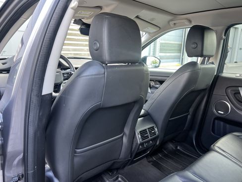 Used 2021 Land Rover Discovery Sport SE AWD/4WD image 36