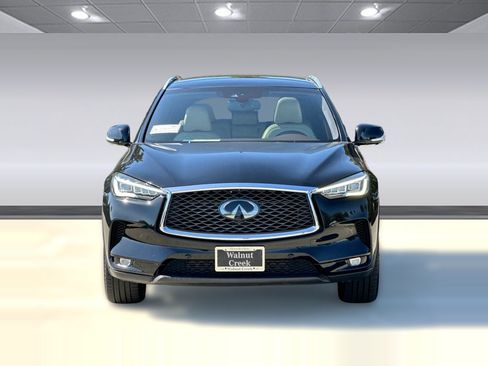 Used 2019 INFINITI QX50 Essential w/ Sensory Package AWD/4WD image 6
