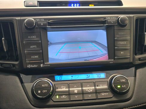 Used 2015 Toyota RAV4 XLE AWD/4WD image 11