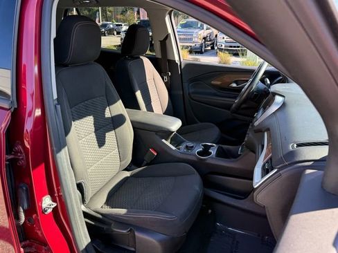 Used 2018 GMC Terrain SLE w/ Driver Convenience Package image 17