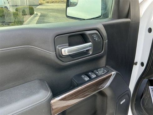 Used 2019 Chevrolet Silverado 1500 LT Trail Boss image 19