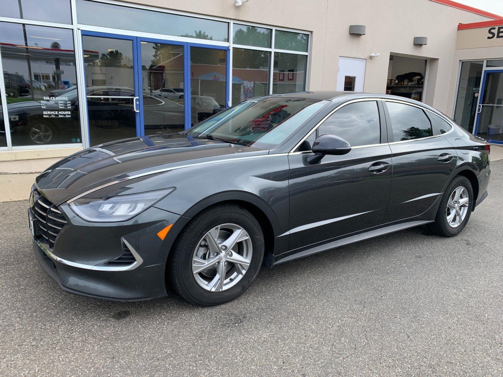Used 2023 Hyundai Sonata SE FWD image 1