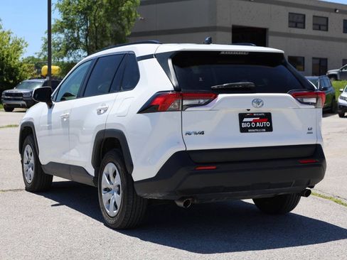 Used 2019 Toyota RAV4 LE AWD/4WD image 11