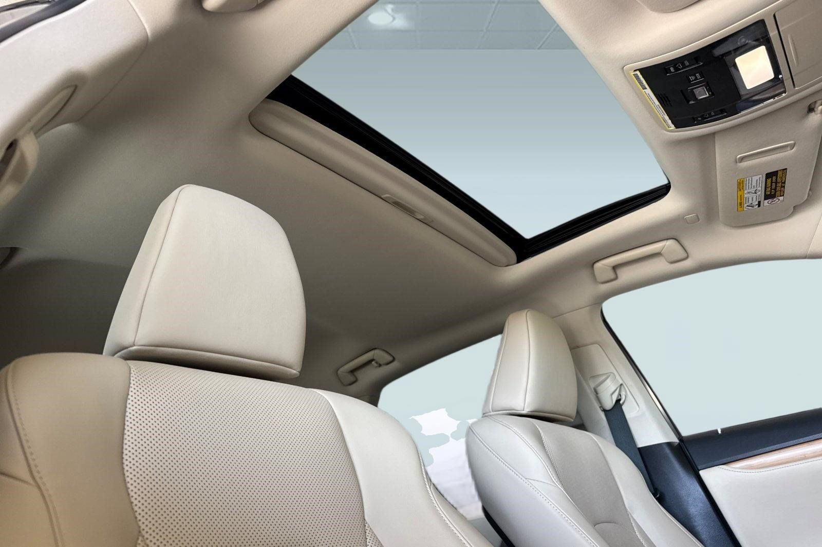 Certified 2022 Lexus RX 350 AWD w/ Premium Package image 25