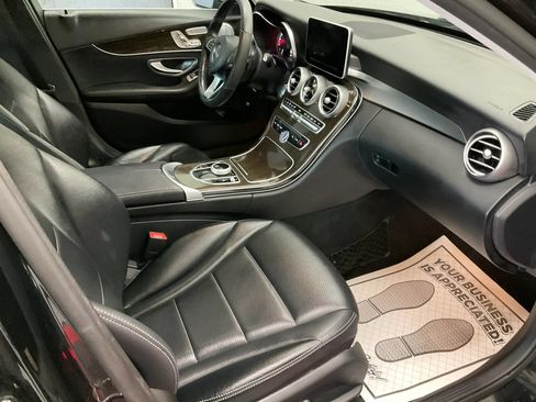 Used 2018 Mercedes-Benz C 300 4MATIC Sedan image 10