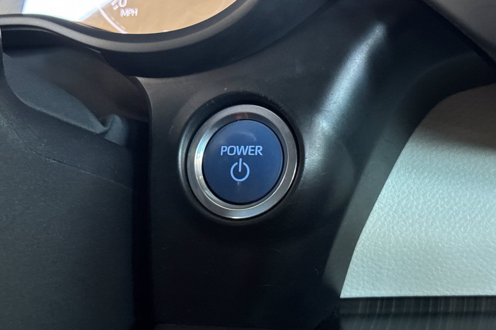 Used 2021 Toyota Sienna Platinum FWD image 19