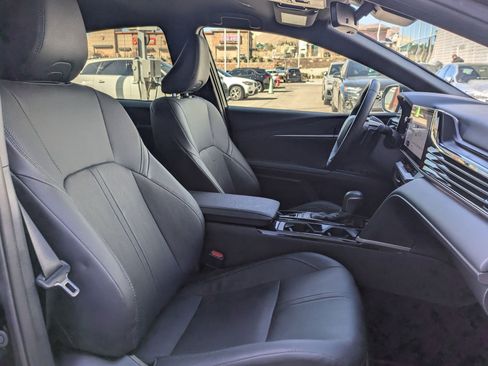 Used 2025 Toyota Camry XSE image 26