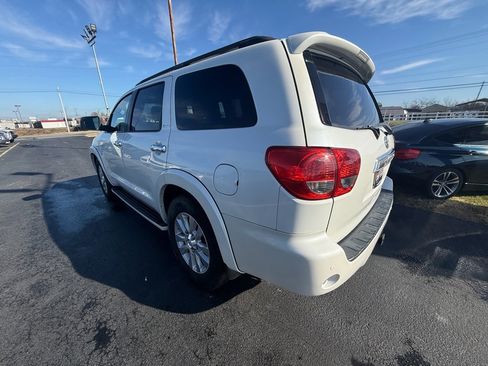 Used 2015 Toyota Sequoia Platinum image 5