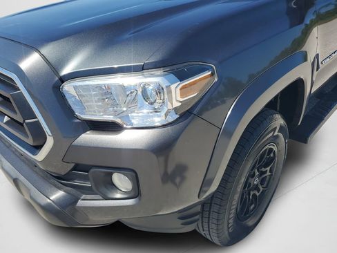 Certified 2022 Toyota Tacoma SR5 w/ Technology Package RWD image 23