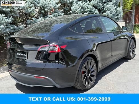 Used 2023 Tesla Model Y Performance AWD/4WD image 8