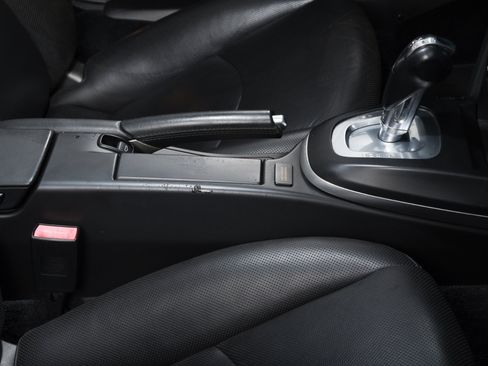 Used 2011 Porsche 911 Carrera GTS RWD image 17
